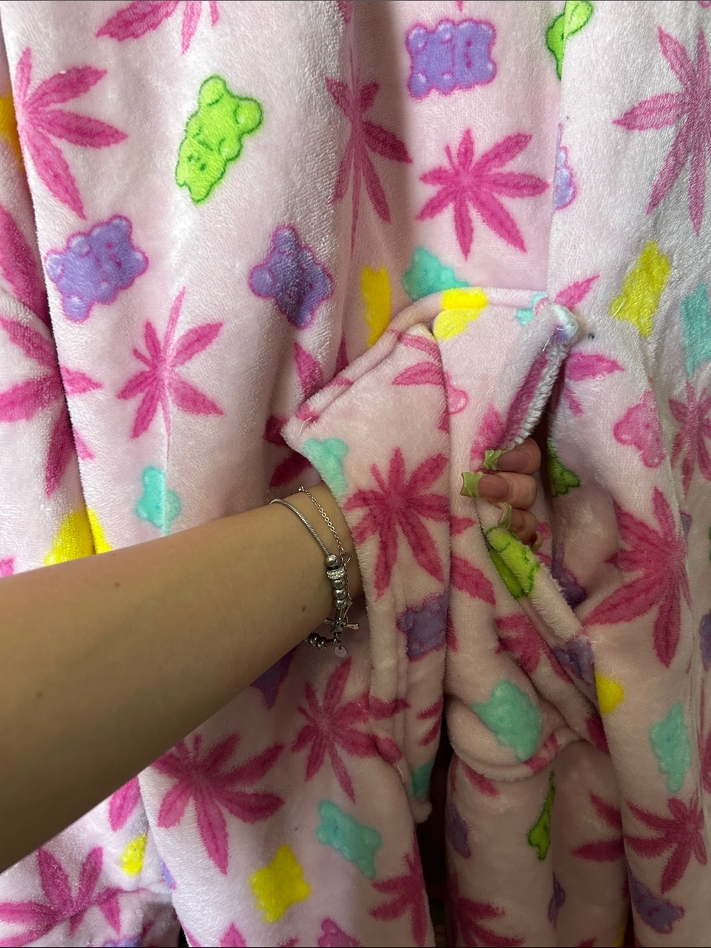 Plush Hooded Pullover Robe - Picture 3 of 5